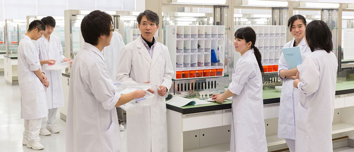 Du học Nhật Bản ngành y dược tại Đại học Hokuriku